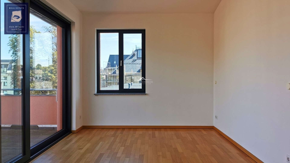 Büro (3)