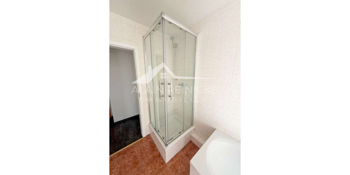 Bad mit Dusche