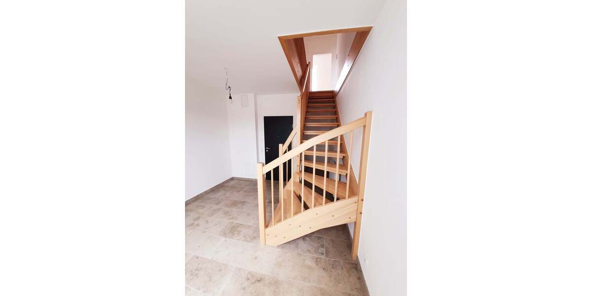 Treppe zur Wohnebene