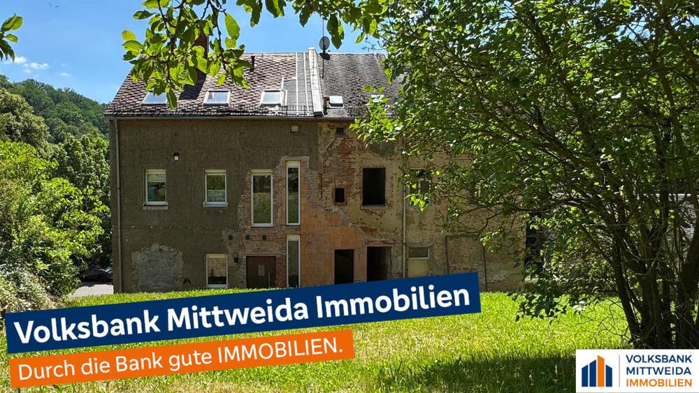 Teilsaniertes 2- Familienhaus mit Ausbaureserve und großem Grundstück in ruhiger Lage! - Zweifamilienhaus Waldheim | Angebot:26905386