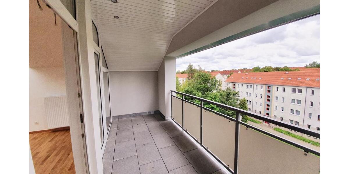 überdachte Loggia mit Einbauspots