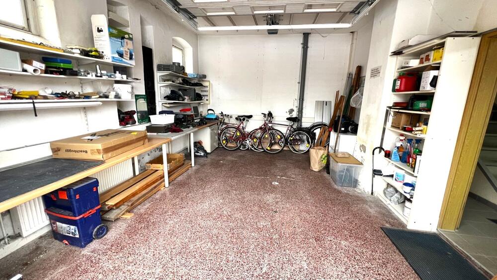 Garage im Hinterhaus
