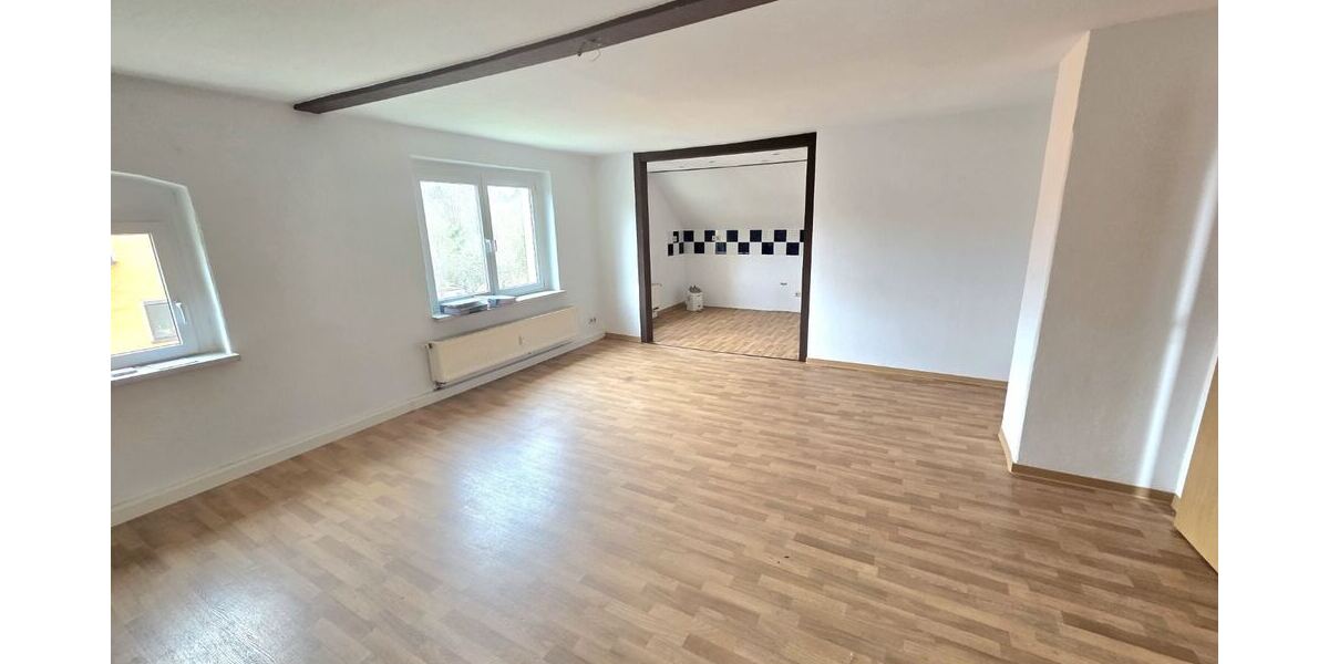 Wohnzimmer DG-Wohnung