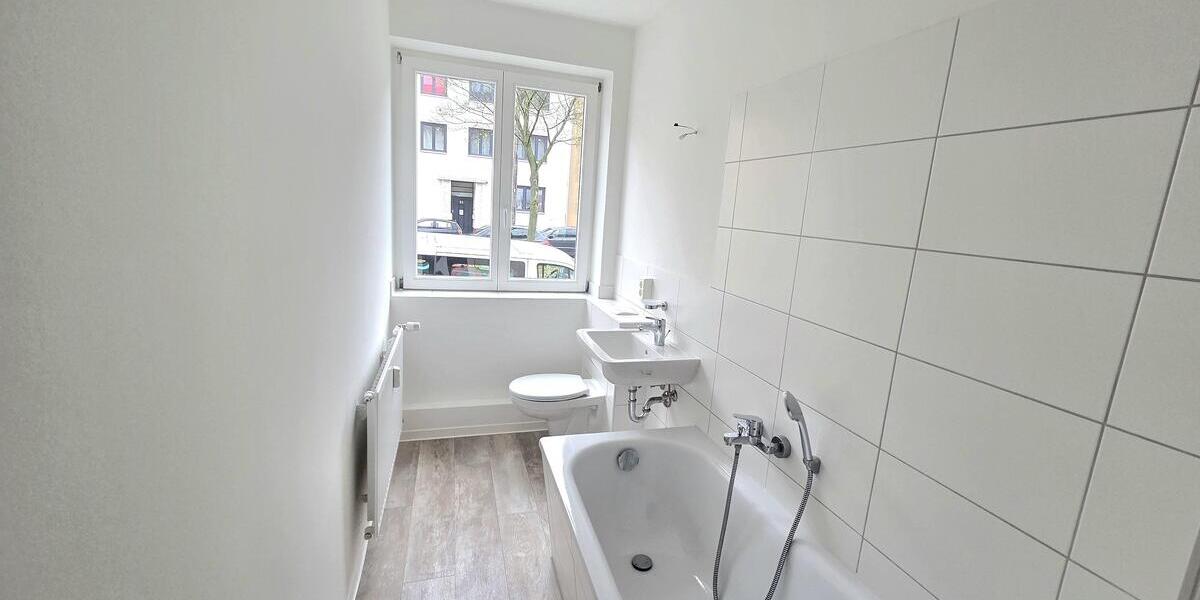 Bad mit Wanne