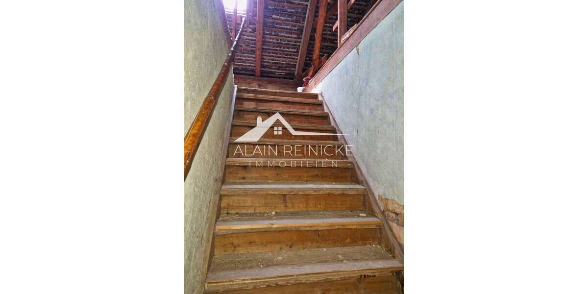 Treppe ins DG
