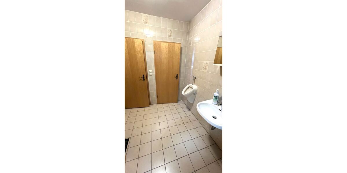 Personal -WC im EG
