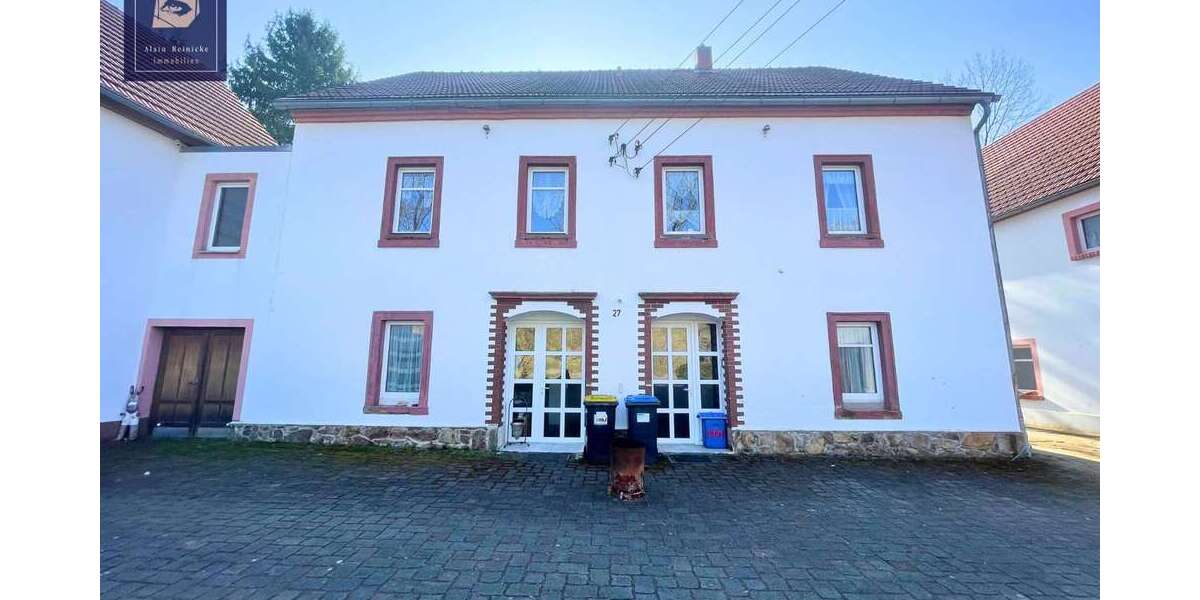 Mehrfamilienhaus-Eingang