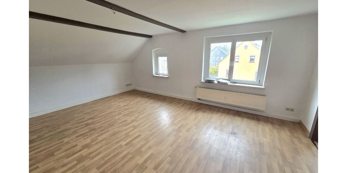 Wohnzimmer DG-Wohnung