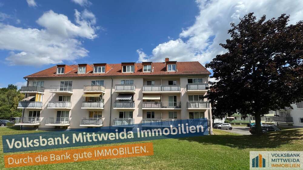 Schöne, helle 3-Raum-Wohnung mit zwei Balkonen und Stellplatz! - Etagenwohnung Hainichen | Angebot:27196195