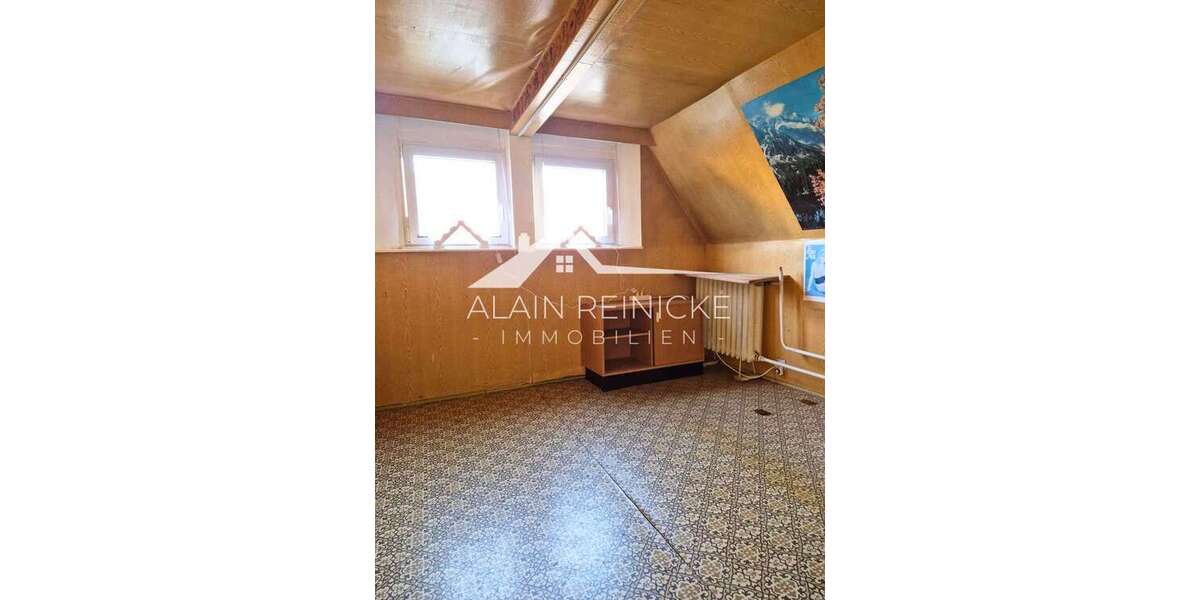 Zimmer im Dachgeschoß