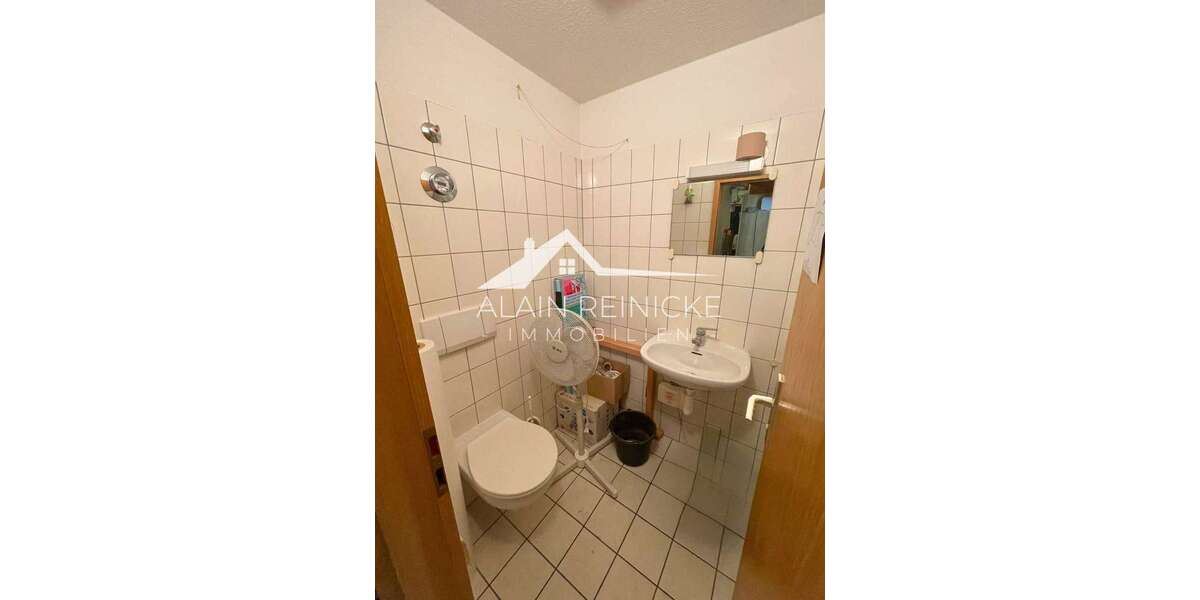 erstes WC