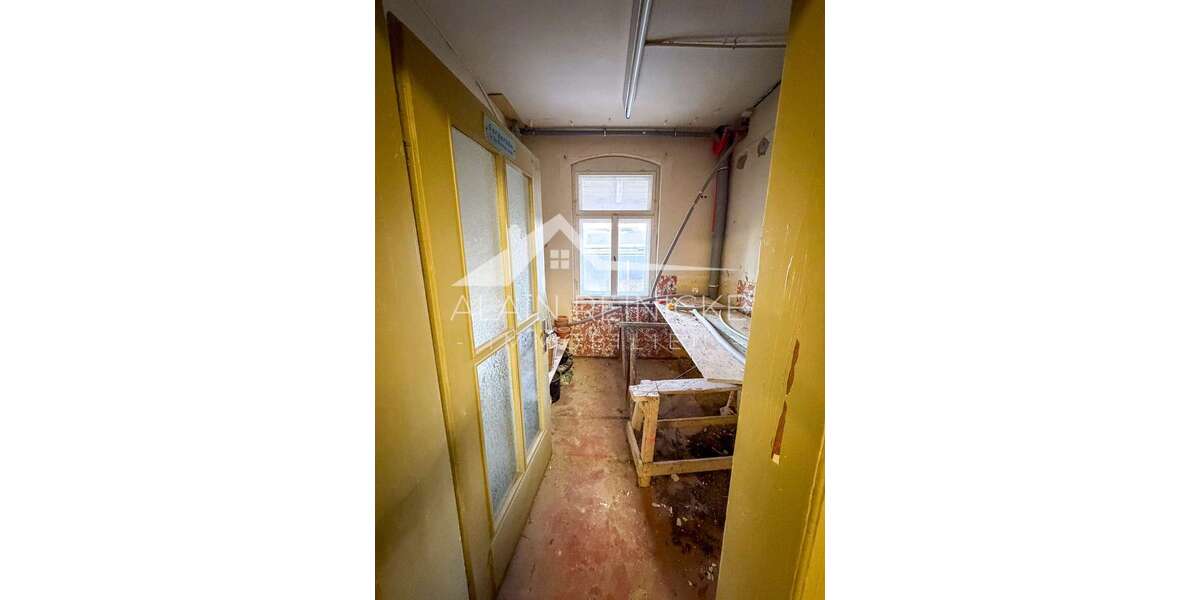 ehem. Garderobe