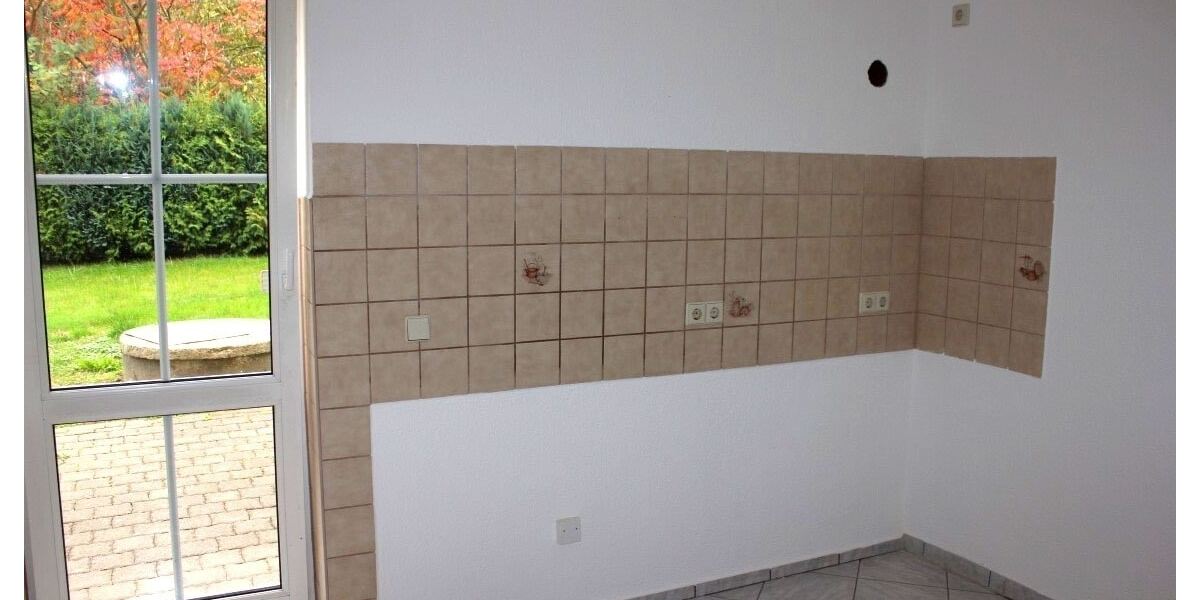 Küche im EG mit Ausgang zur Terrasse