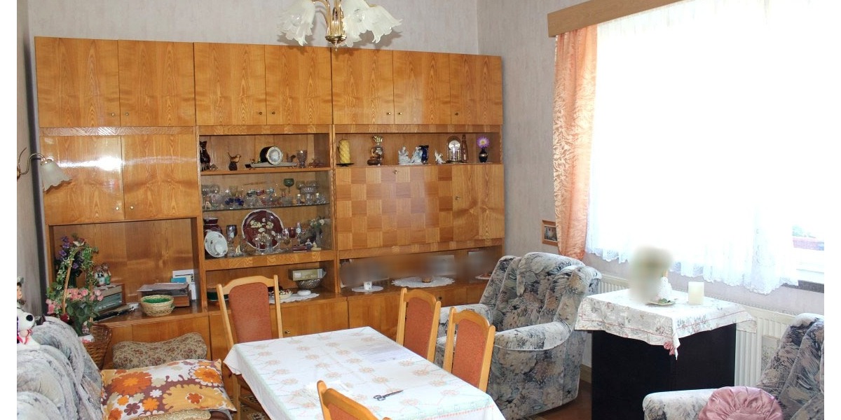 Wohnzimmer der 2-Zimmer Wohnung im Haus 1 - EG